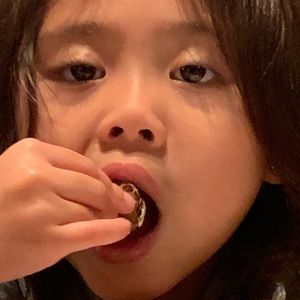 Meet your Posher, Raymond